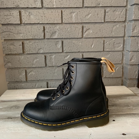 Doc martens 1460 weather proof. - Picture 3 of 5